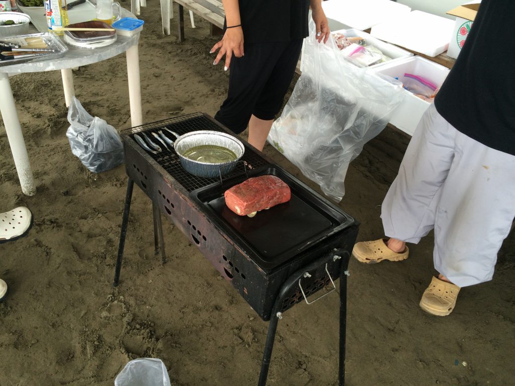 バーベキューの肉