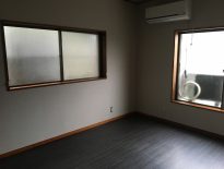 お部屋の内装リフォーム（床・クロスの張り替え）を行っております｜千葉県千葉市のY様邸