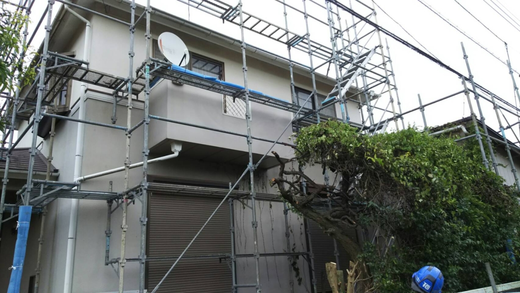 架設足場の組み立て工事
