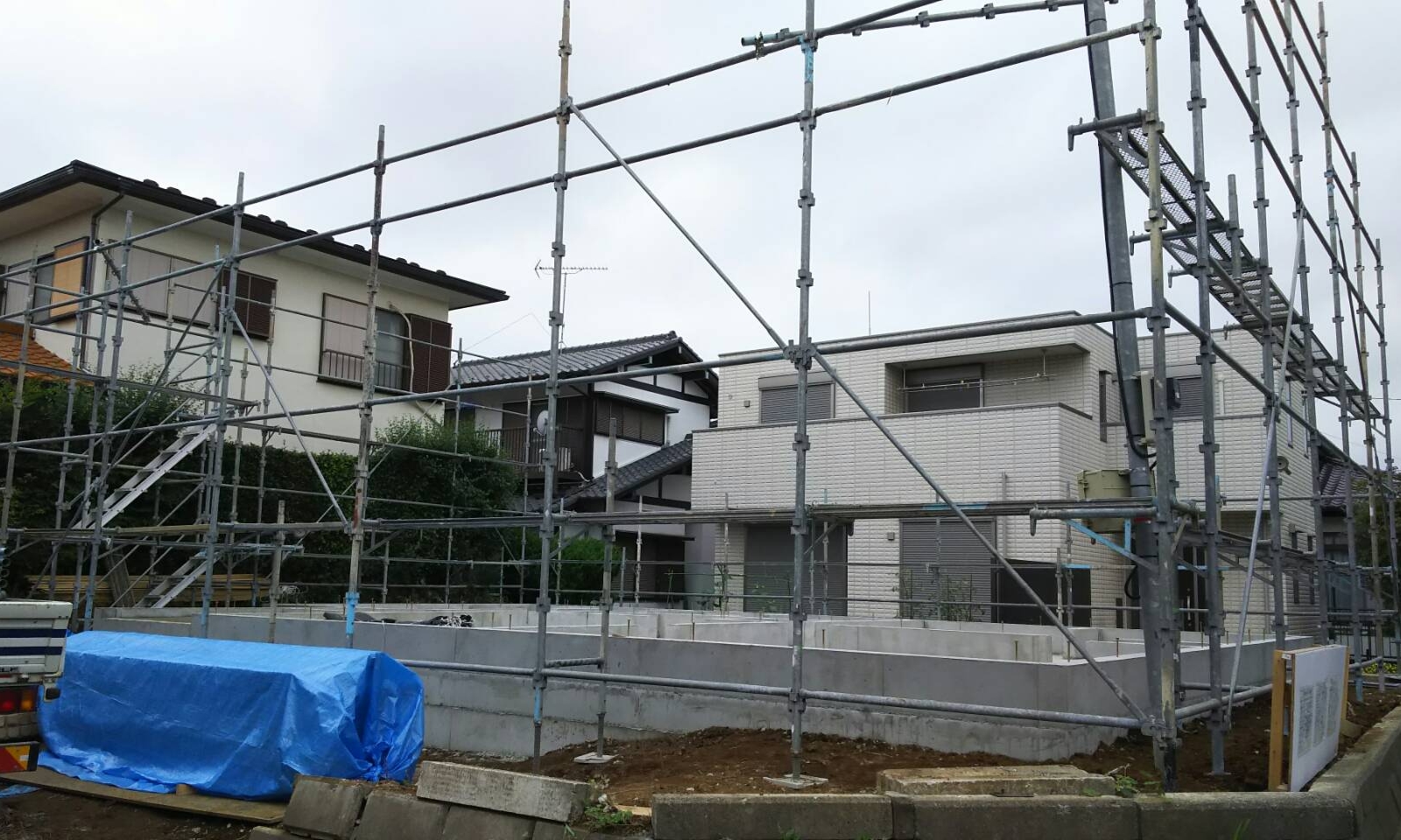 新築住宅の足場工事