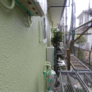 外壁の上塗り後