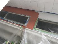 外壁の塗装工事（中塗り・上塗り）｜千葉県習志野市の某賃貸アパートにて塗り替えリフォーム中