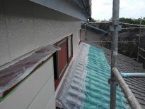 千葉県佐倉市のW様邸にて外壁の塗り替え塗装（上塗り）