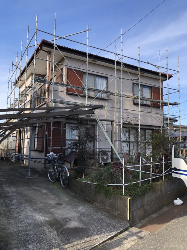 足場の組み立て工事