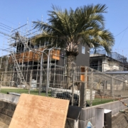 部分足場の組み立て工事