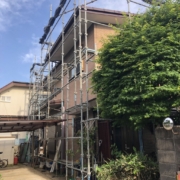 足場の組み立て工事