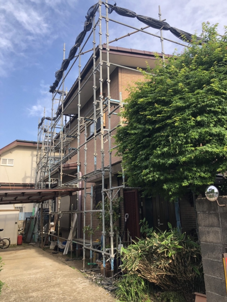 足場の組み立て工事